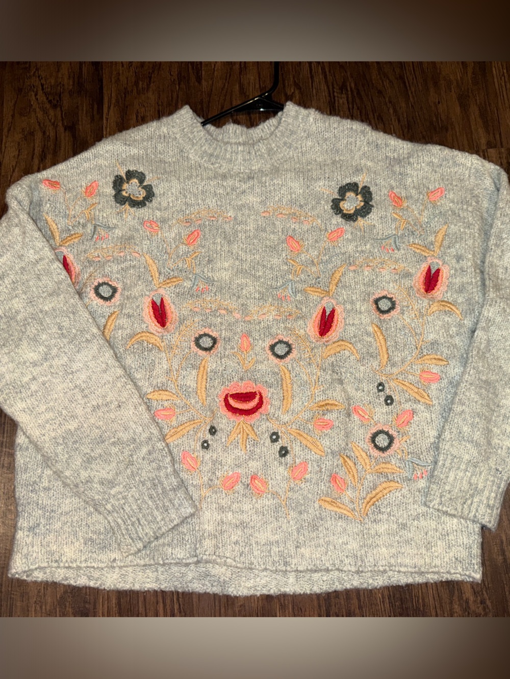 ESQUALO Gray Embroidered Floral Crewneck Sweater